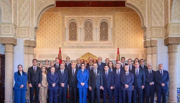 المغرب: وزراء يحتفظون بحقائبهم وحضور نسائي قوي