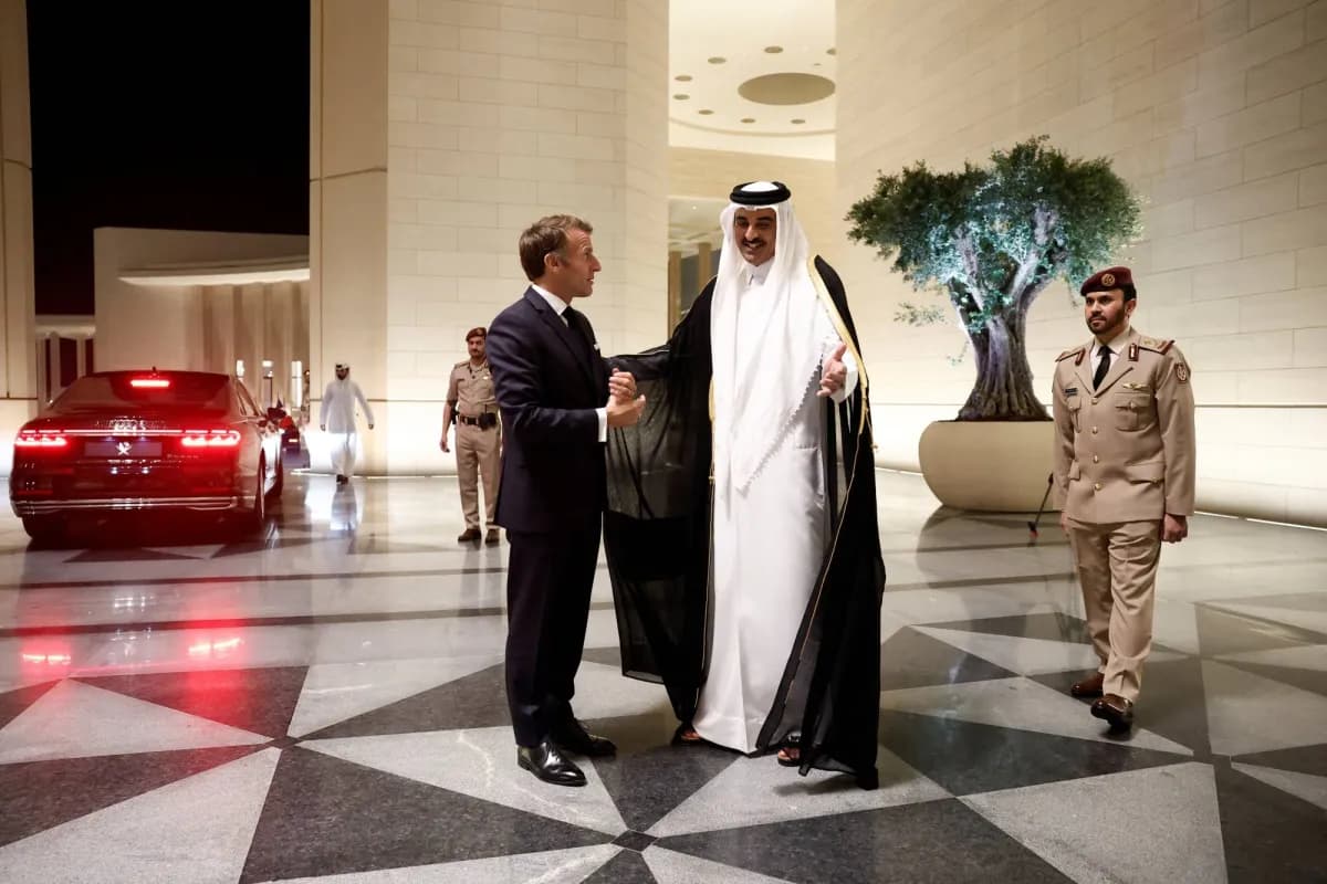 Macron and Qatar Emir Discuss Regional Security