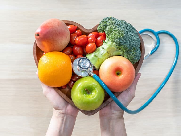 Study Finds Different Heart-Healthy Diets for Men and Women
