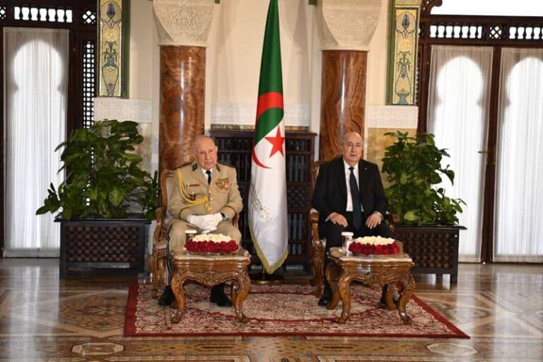 Algerian leader honors military officials