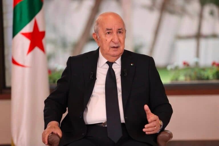 الرئيس الجزائري يثمن التضامن الوطني في مواجهة الحرائق