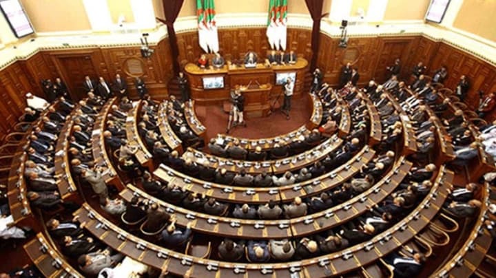 مجلس الأمة الجزائري يختتم دورته البرلمانية 2025-2026