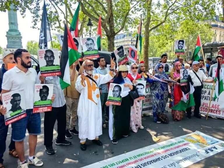 الجالية الصحراوية في فرنسا تجدد المطالبة بالإفراج عن المعتقلين السياسيين الصحراويين
