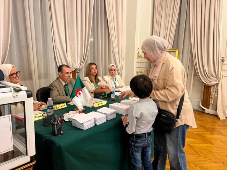 انتخابات 2 جويلية يتزايد تصويت الجالية الجزائرية في مصر
