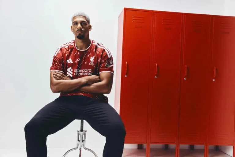 ليفربول يضم رونالد أرواخو