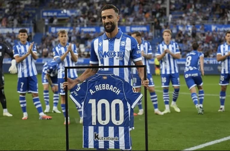 Alaves Celebrates Abdelrahman Rbesh's 100th Match