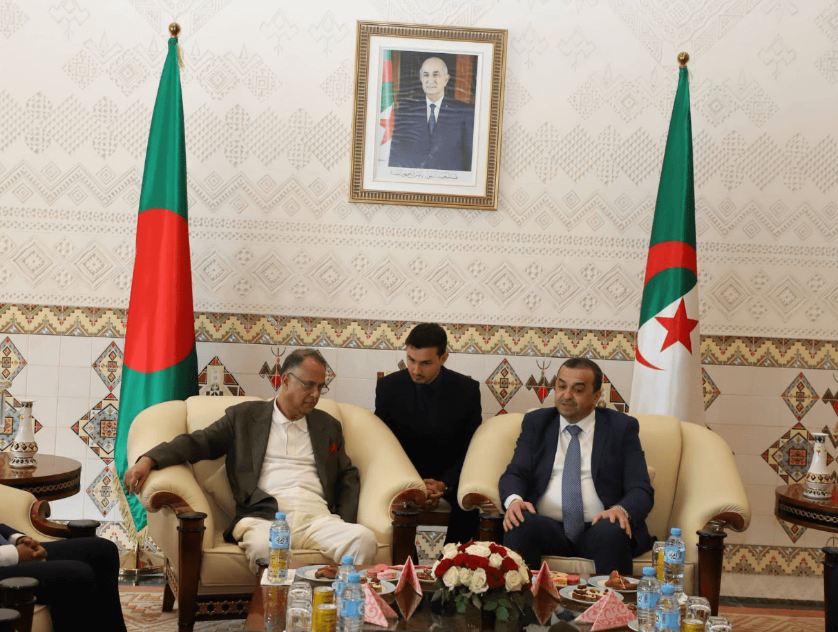 وزير الطاقة البنغلاديشي في الجزائر