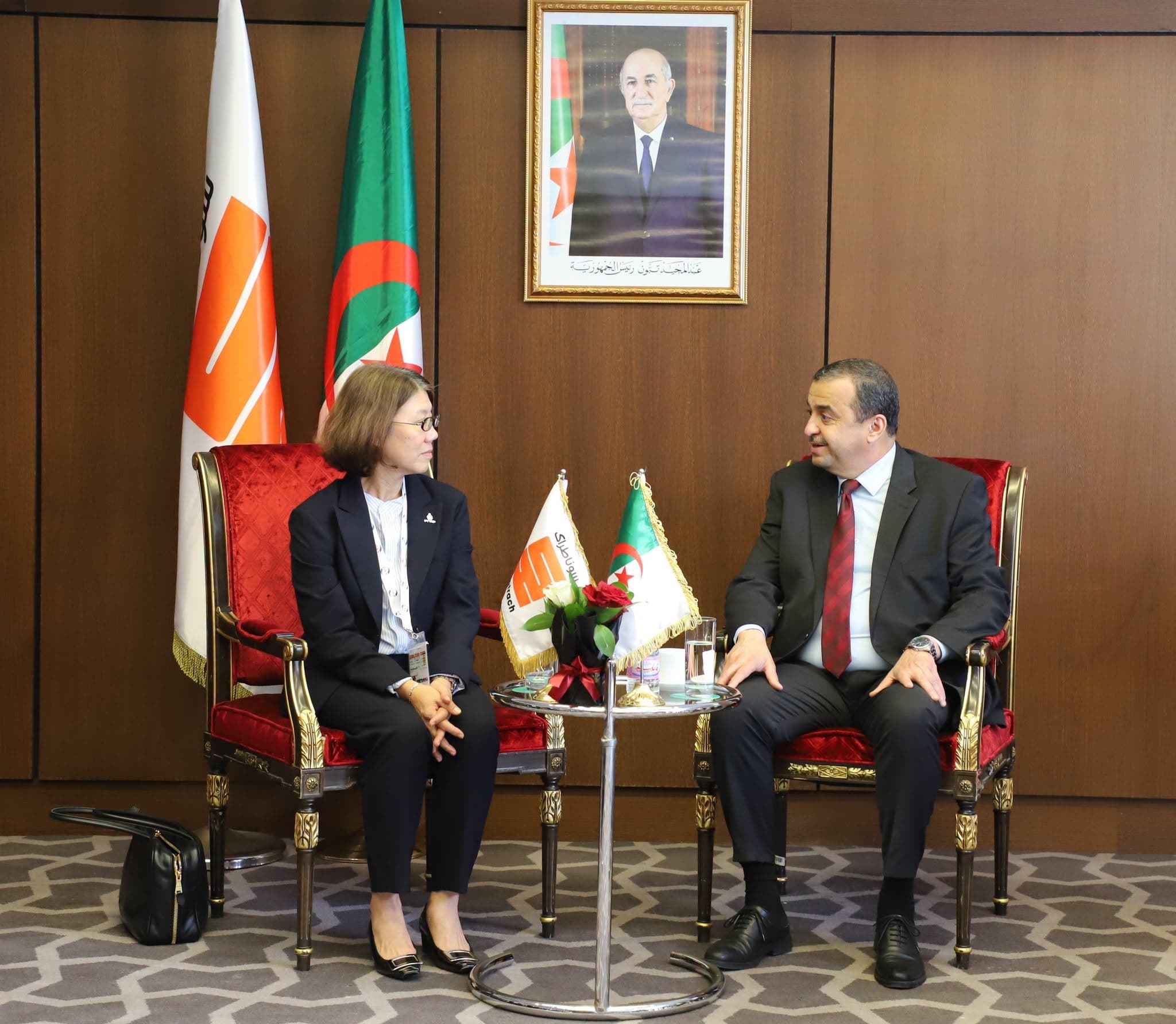 Arqab meets with global energy leaders