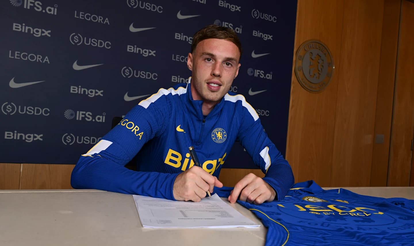 Chelsea secures Palmer's long-term deal