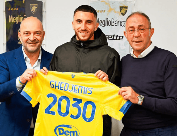 فروسينوني يمدد عقد غجيميس حتى 2030
