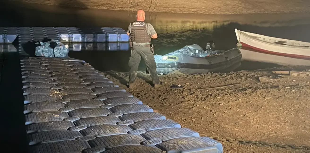 إسبانيا تمنع تهريب 3 أطنان من الحشيش