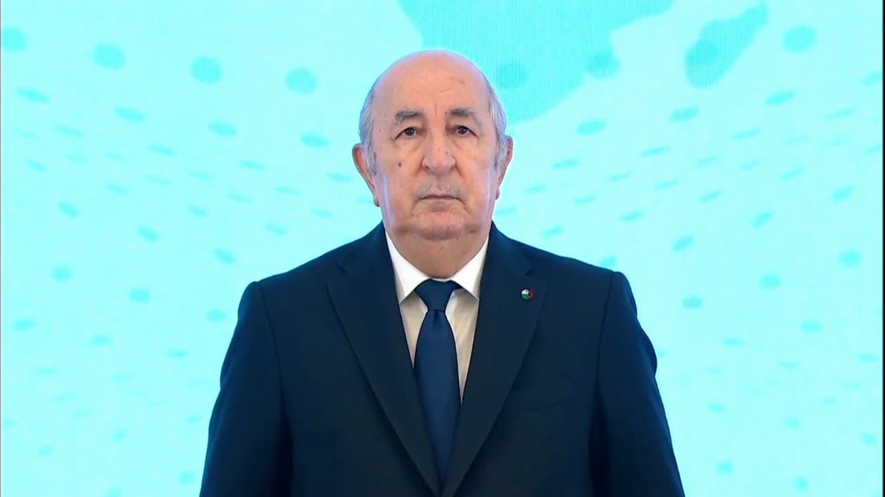President Tebboune hosts economic meeting