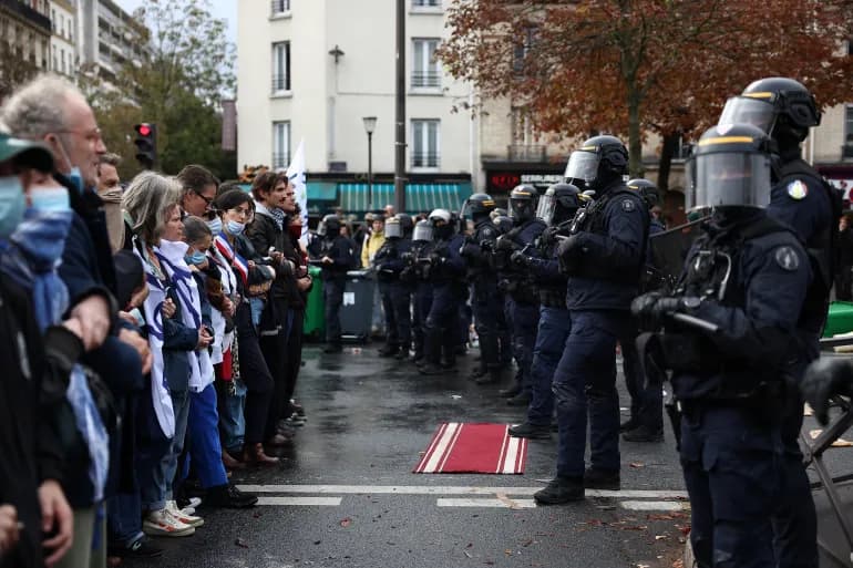 France faces emergency amid 600 protests