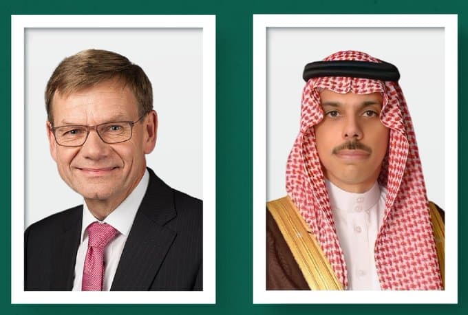 Foreign Minister reviews updates with Germany