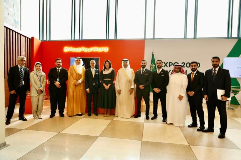 Minister of Municipalities and Housing Visits the "Promoting Sustainable Development in the Kingdom" Exhibition