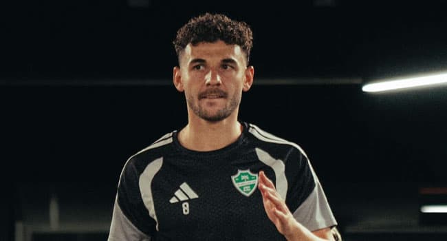 دوري روشن: الاتحاد يلاقي القادسية والأهلي يلتقي أبها