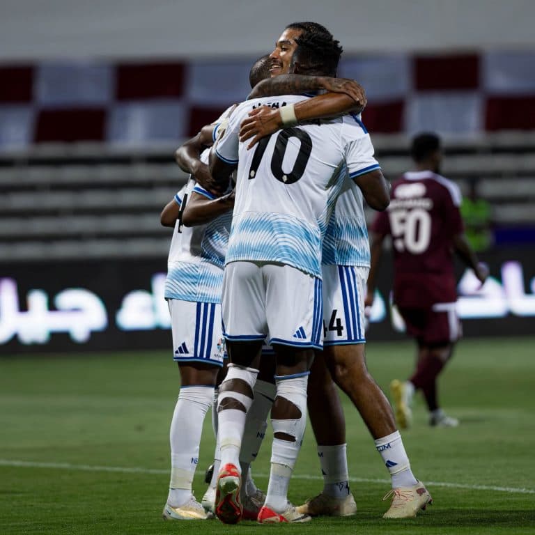 NEOM wins with two goals