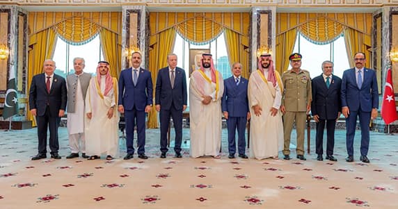 Saudi, Turkish, Pakistani Sign Mecca Pact