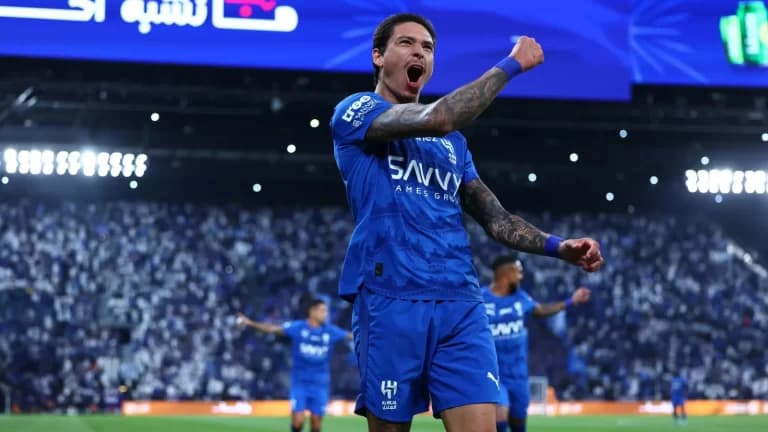 Turkish clubs target Al Hilal player