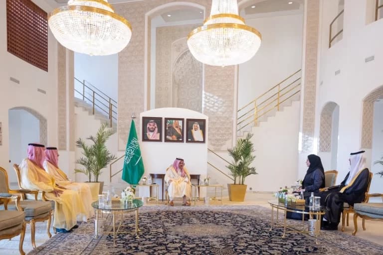قنصل هيوستن وأربيل يقسمان أمام الوزير