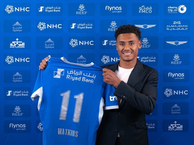 الهلال يوقع مع واتكينز لموسمين