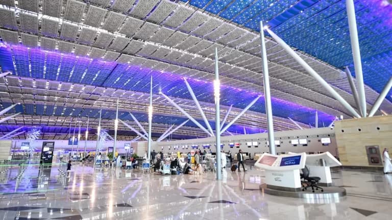 مطارات جدة تطلق برنامج مواهب المستقبل
