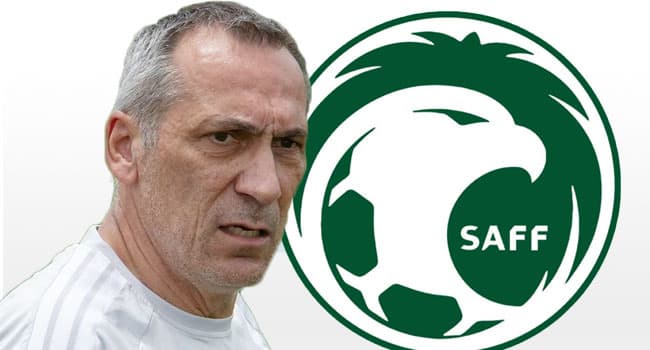 دونيس يعلن قائمة المنتخب للخليجي 27