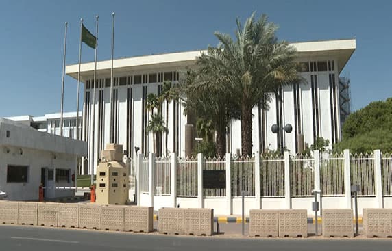 Saudi banks see rise in private sector liabilities