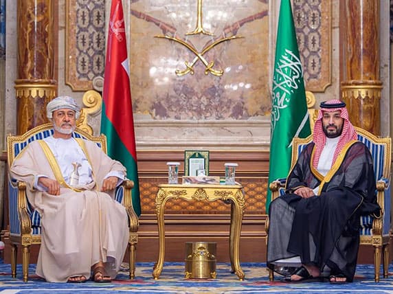 Crown Prince and Sultan review regional affairs