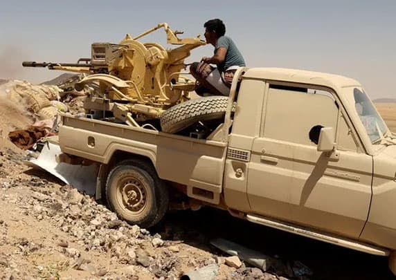 القوات اليمنية تنفذ ضربات لمواقع الحوثيين في مأرب