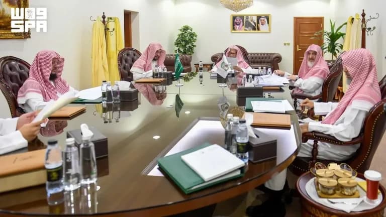 علماء يصفون الحوثي جماعة إرهابية