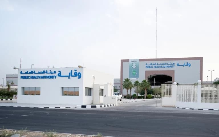 تعليق السفر من كينيا