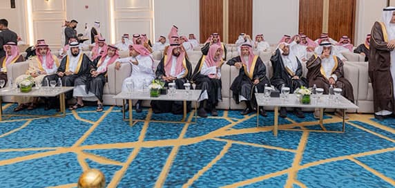 آل الشثري والسلوم يهنئون بزواج سعود