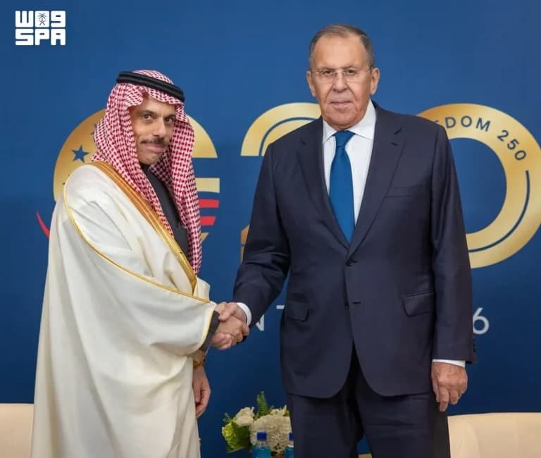 FM Talks Regional Issues
