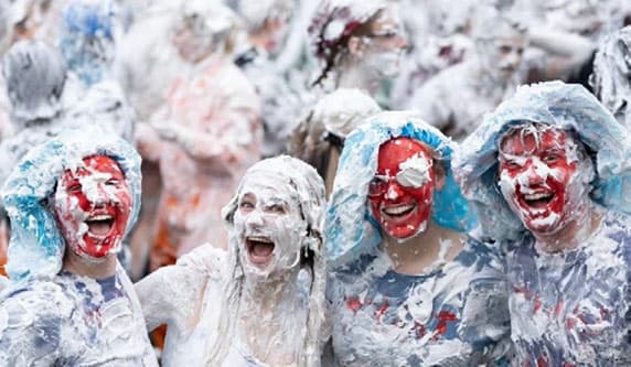 University Students Join Shaving Foam Contest