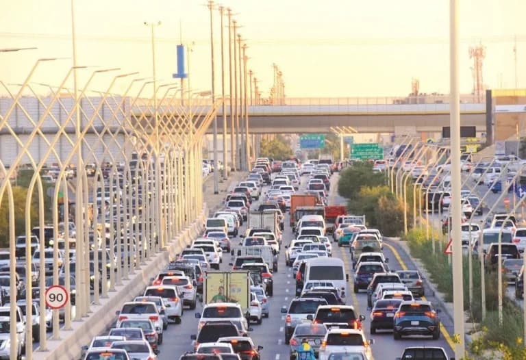 Riyadh Forum Examines Traffic Issues
