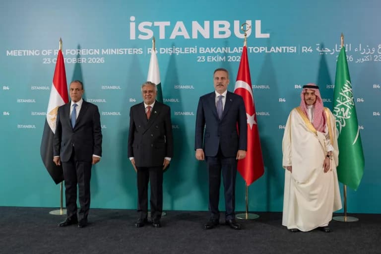 Foreign Minister in Istanbul for Quartet talks