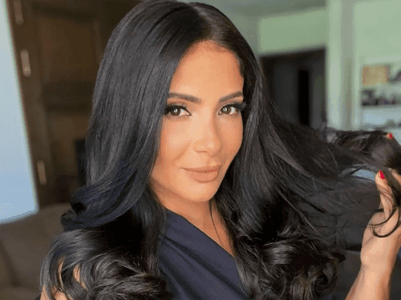 First images of Taleh Nazeel with Mona Zaki