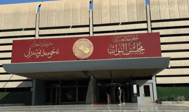 البرلمان يناقش الأزمة مع وزير المالية