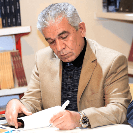 إبعاد كفه عن الظلام