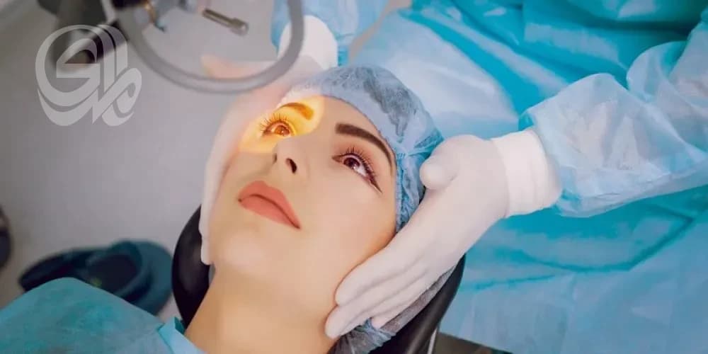 العراق يمنع تغيير لون العين تجميلياً لخطورته