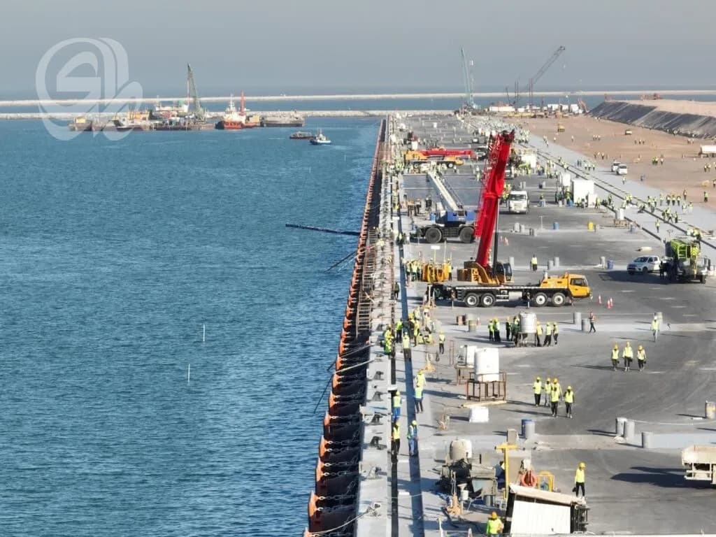 النقل يخطط لبدء رحلات بحرية مع الخليج وإيران