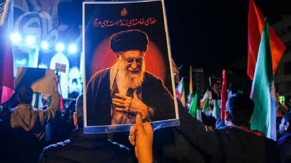 طهران تنظم وداع خامنئي ويتجه الجثمان للعراق