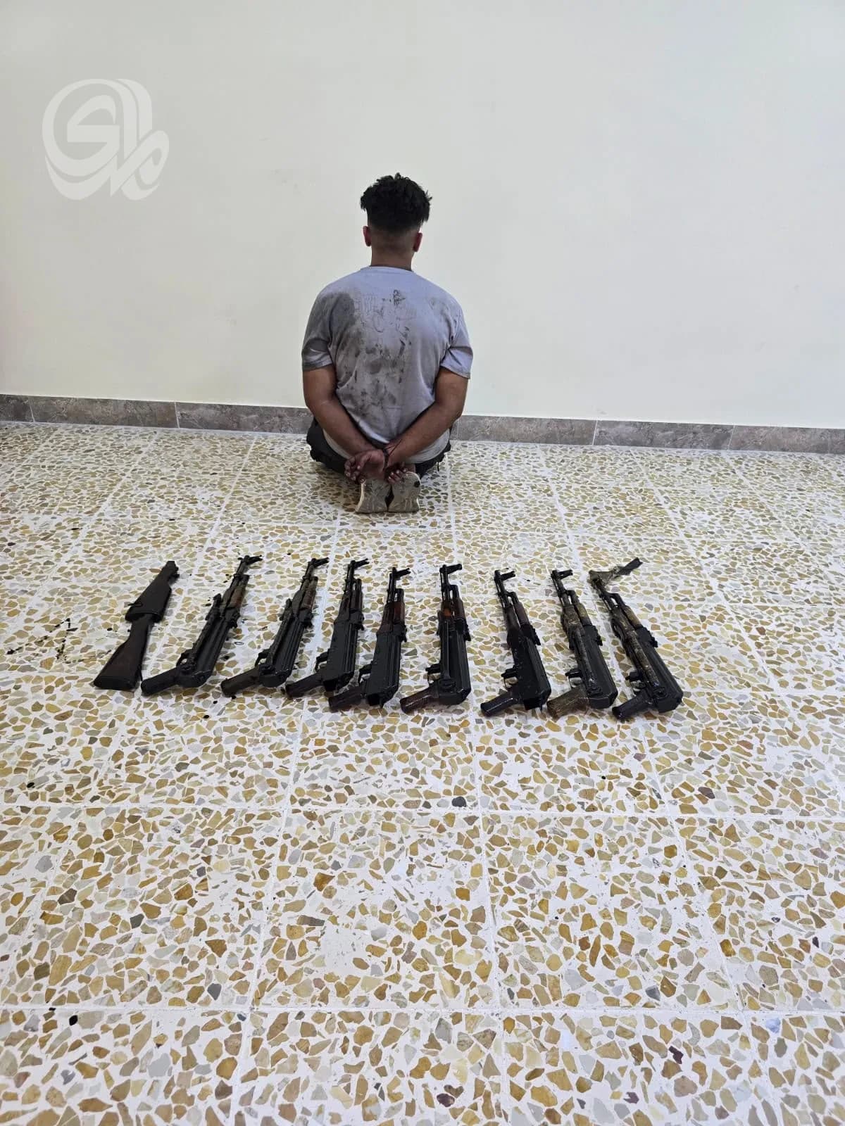 القائم يمنع شحنة أسلحة من سوريا