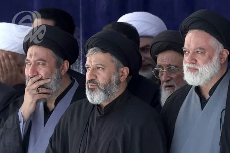 غياب خامنئي في التشييع.. من هو المرشد الجديد