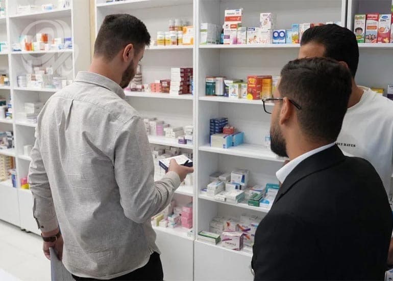 نينوى: نقص العلاجات وارتفاع الأسعار ي drive patients to informal markets