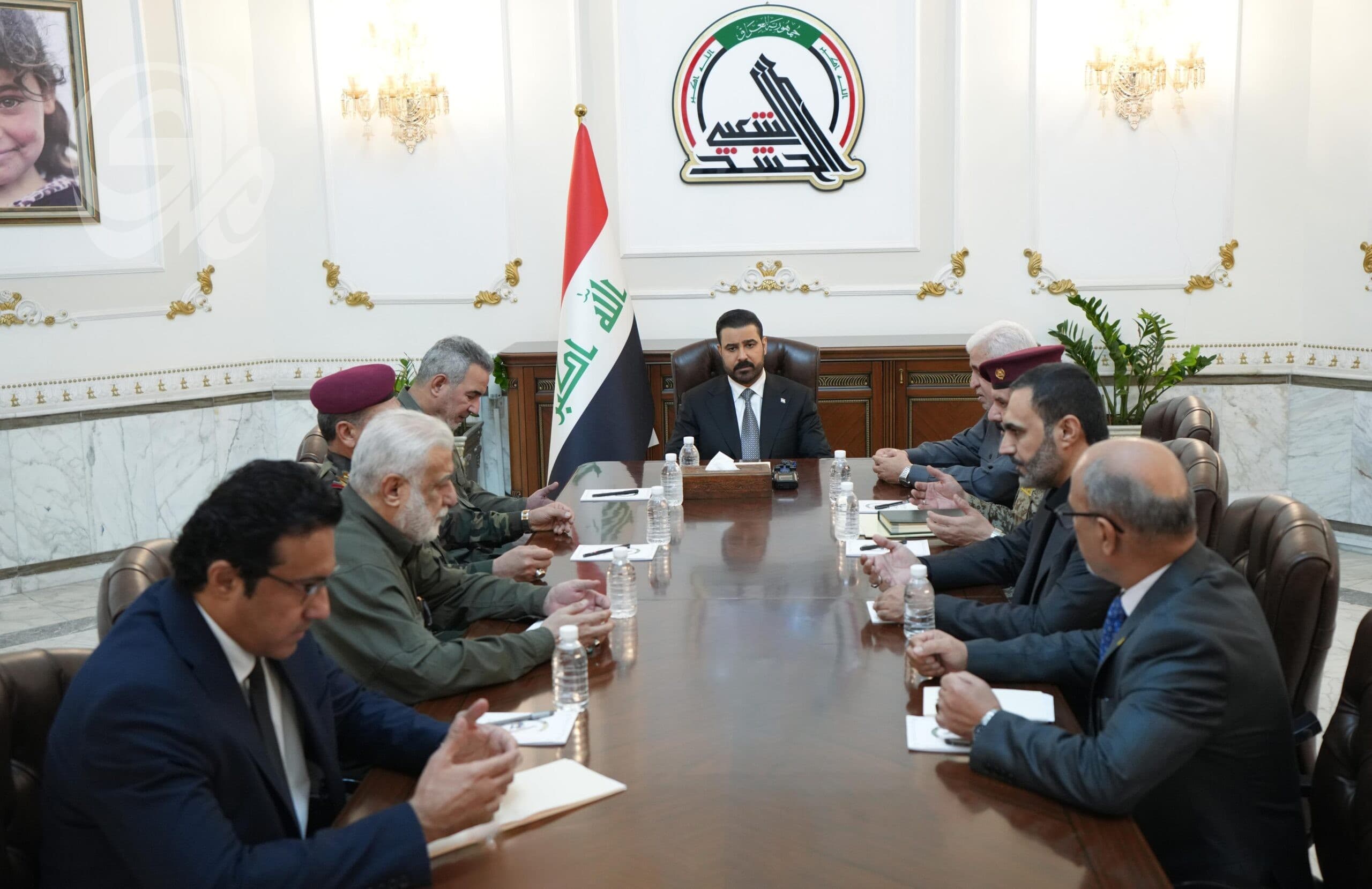 Al-Zaidi Meets PMF Units Amid Weapons Restrictions