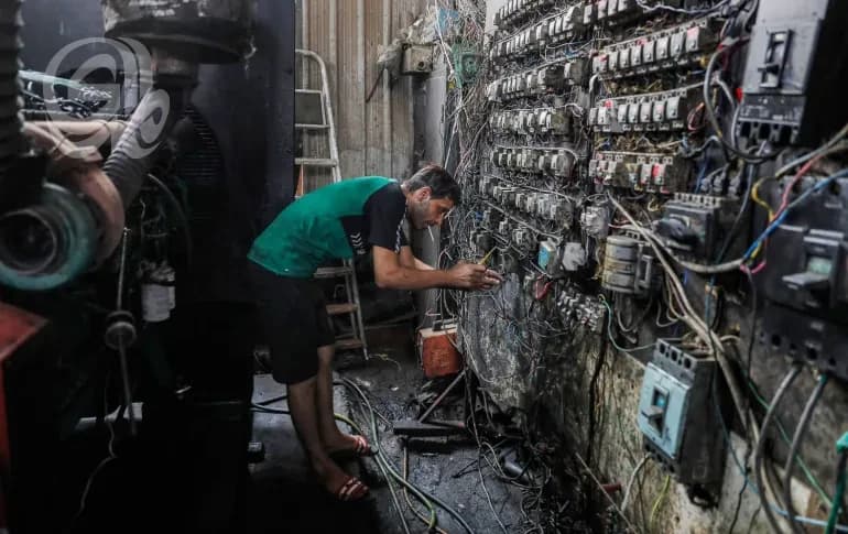 محتجون يهددون بالإطفاء والحكومة تتهم ببيع الكاز
