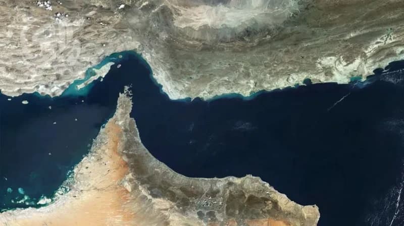 إيران تحدد شروطها لإعادة فتح هرمز