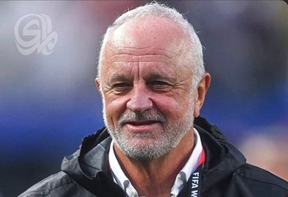 اتحاد الكرة يمدد عقد أرنولد سبعة أشهر